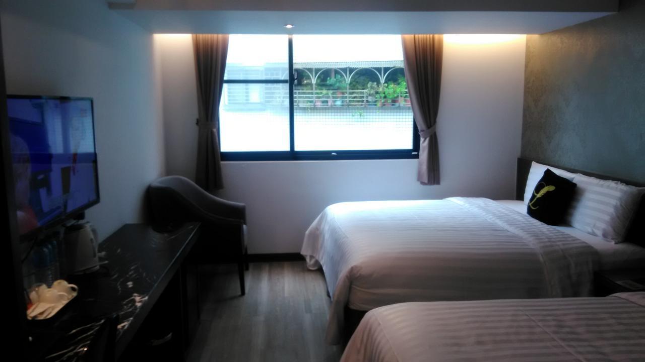 Lihan Hotel 台北市 エクステリア 写真